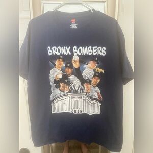 Classic 2016 Bronx Bombers T shirt size Large! Excellent condition